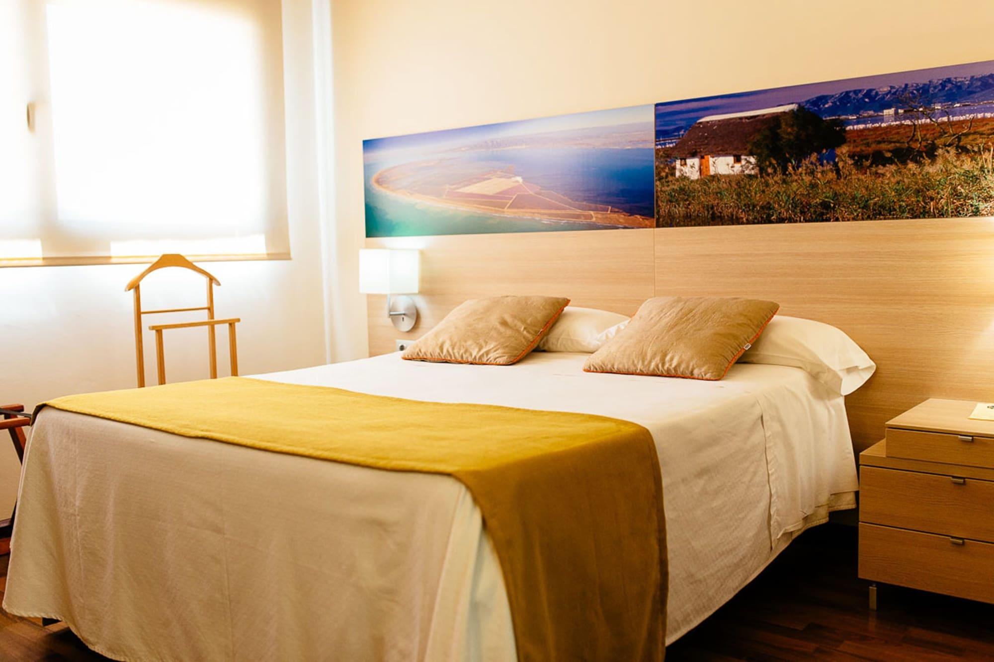 Hotel L'Algadir Del Delta El Poble Nou del Delta Eksteriør bilde